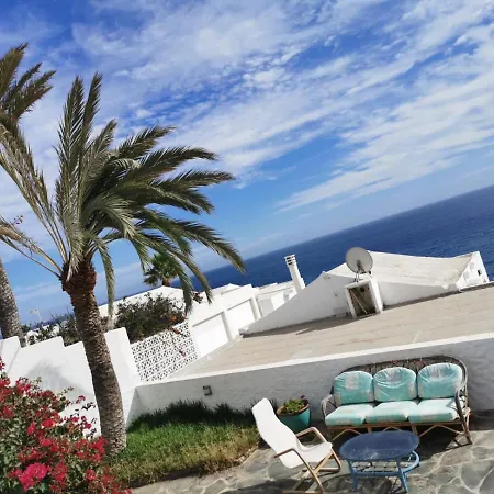 Seaviews And Flowers San Agustin (Gran Canaria)